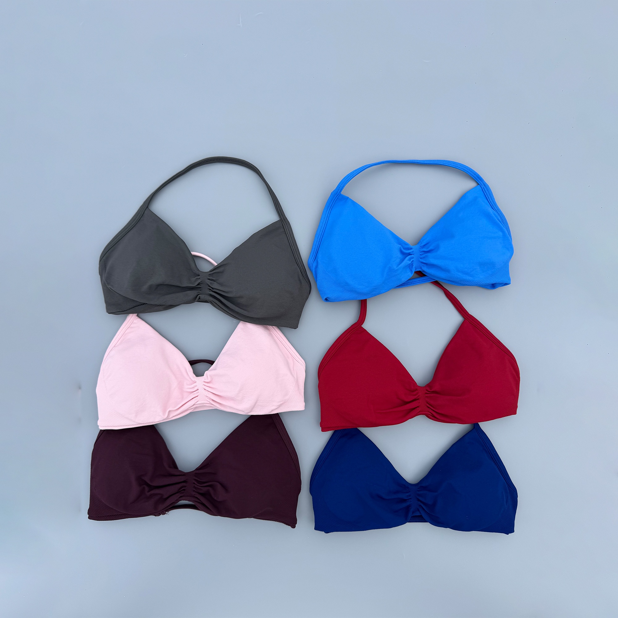 Sports Bra High Impact - ストラップ付きブラトップ レディース ハイサポート 薄型ストラップ シームレス ホルタースポーツブラ