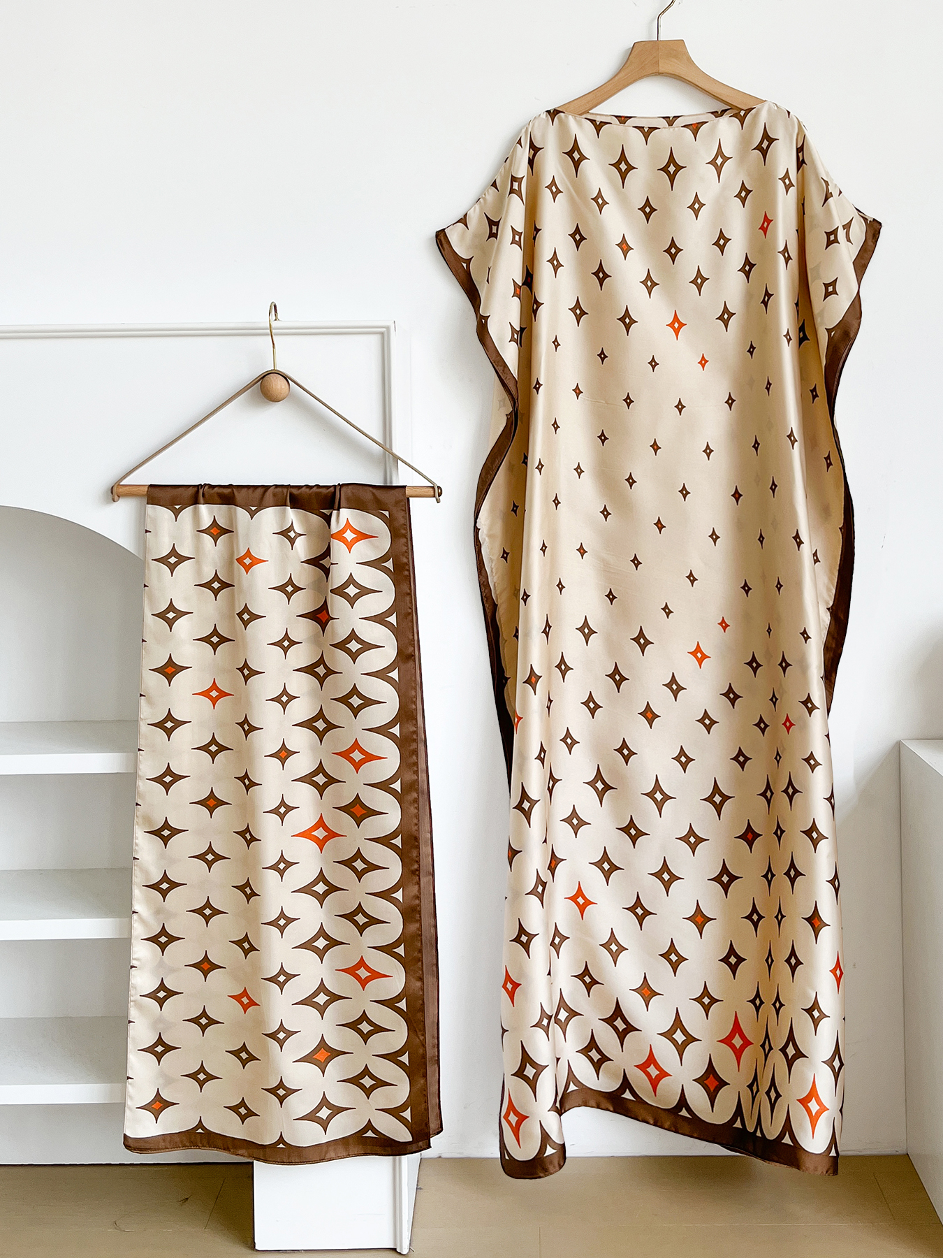 新スタイル ロング丈 ゆったり シルク混 ビーチカバーアップ - Robe Silk Women のレビューと価格