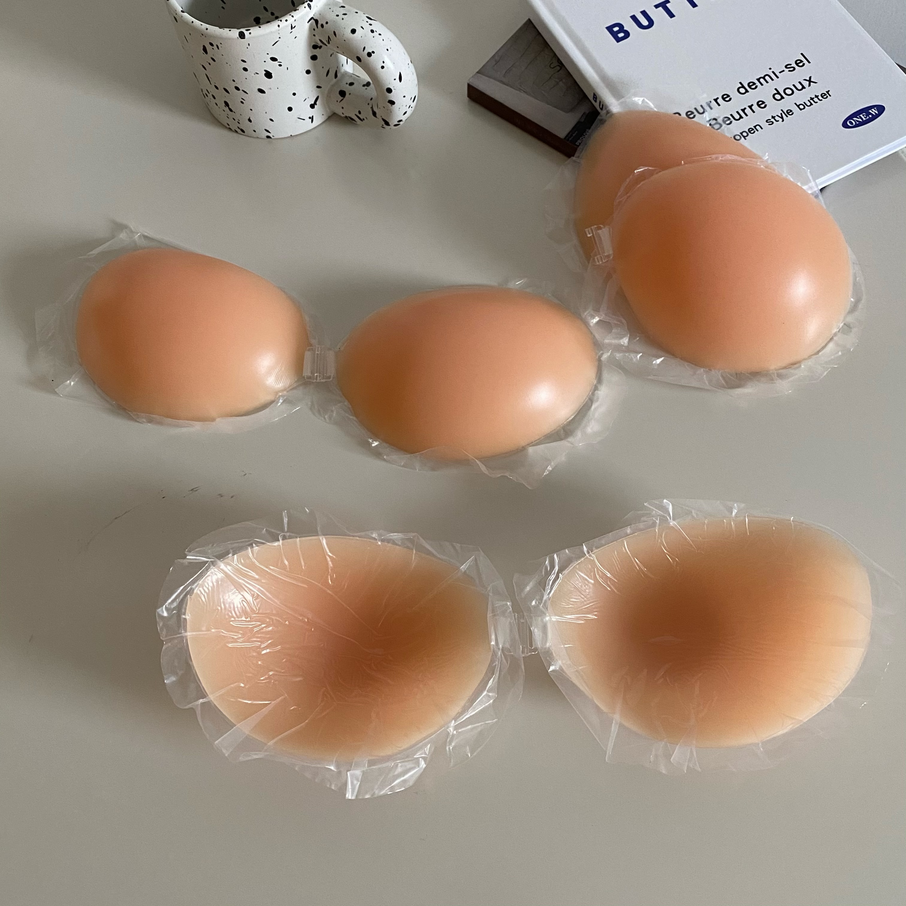 ワイヤレスシリコンニップルカバー女性のセクシーな通気性のある - Nipple Cover Pasties のレビューと価格
