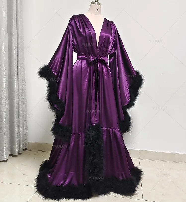 女性用にカスタマイズされたフェザーバスローブ,フレアスリーブ - Robe Silk Women のレビューと価格