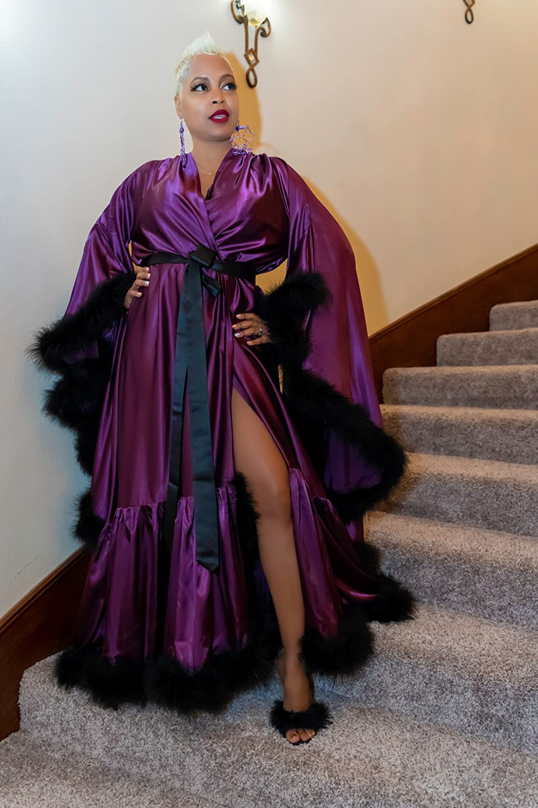 女性用にカスタマイズされたフェザーバスローブ,フレアスリーブ - Robe Silk Women のレビューと価格