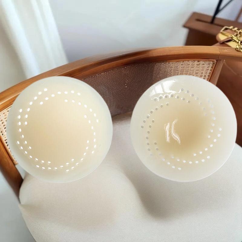 再利用可能な粘着ブラ、シリコンニップルカバー（穴あき）、リフ - Silicone Bra Adhesive のレビューと価格